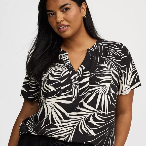 3 Torrid Harper Challis Short Sleeve Blouses (3 in EUC) - Picture 1 of 10